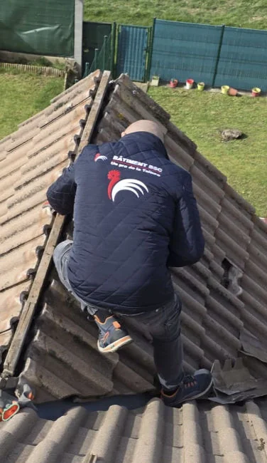 Artisan BS Couvreur sur faîtage chien assis Seine-et-Marne