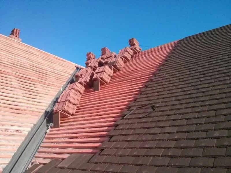 Toiture en tuiles pays — BS Couvreur spécialiste Seine-et-Marne
