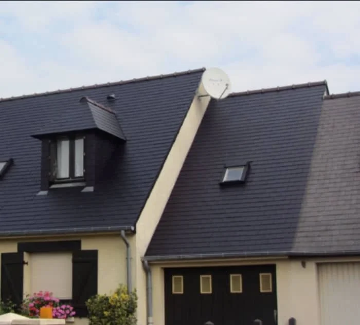 Toiture ardoise rénovée — BS Couvreur près de Chailly-en-Bière