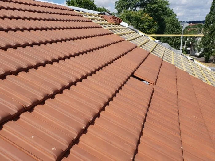 Toiture rénovée — BS Couvreur près de Bois-le-Roi