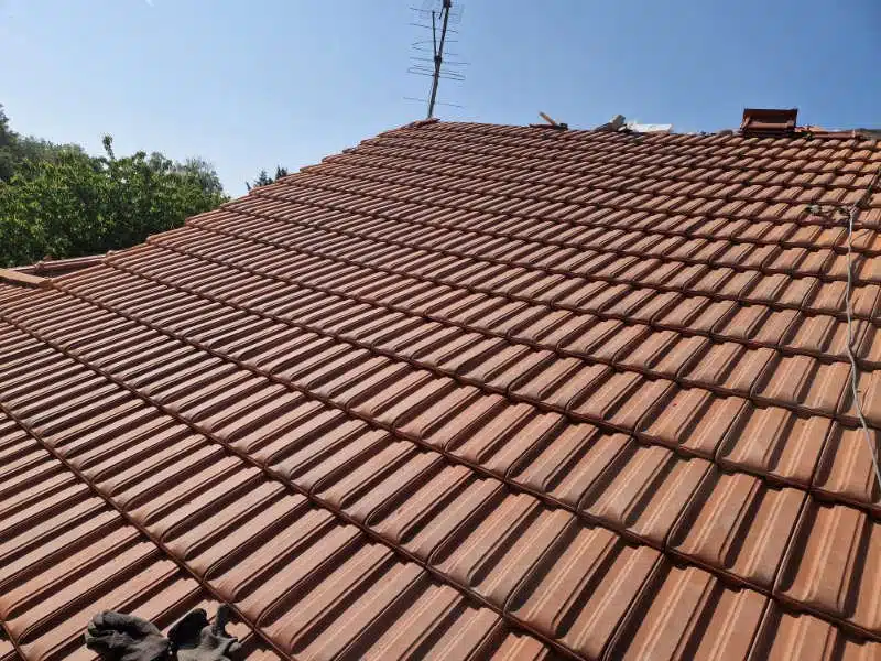 Réfection de toiture tuiles — BS Couvreur Seine-et-Marne